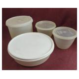 Vintage Tupperware bowls