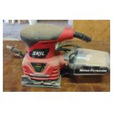 SKIL Corded 2 amps 1/4 Sheet Sander