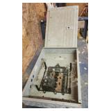 Siemens breaker box 14.5x4.5 x21