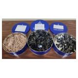 Medium and small Clips and rubber bands in tins