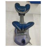 Air-operated paint shaker