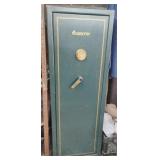 Sentry gun safe. Lock has been drilled out 59 x