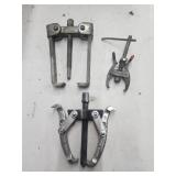 Gear pullers