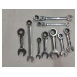 Combination racheting wrenches