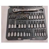 Craftsman socket wrench set. Missing 3-5 pieces