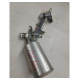 Pneumatic paint sprayer