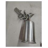 Pneumatic paint sprayer