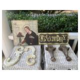 Decorative pieces