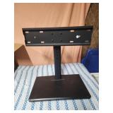 Sturdy Tv stand 18x19