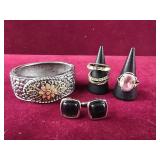 2 Fashion Rings, Cuff Links and a Bracelet