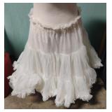 Knee length Crinoline XL ivory