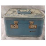 Monarch vintage make-up case