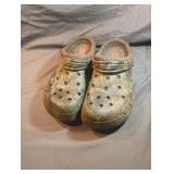 Crocs camo women size 8-men size 10