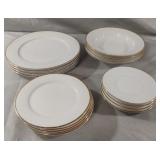 WM Rogers & Son "Santa Cruz" China. 17 pieces