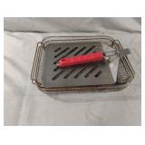 Over size spatula and metal wire baskets