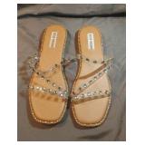 Steve Madden size 9 flat sandals