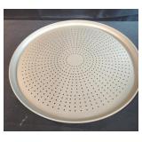 Nordic Ware Naturals 16" Aluminum Air Crisp Pizza