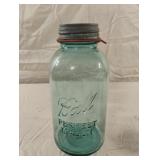 Vintage Ball Perfect Mason blue jar 2 qt with