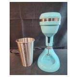 Brentwood SM-1200B 15 oz. Classic Milkshake Maker