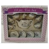 Vintage Blue Willow Porcelain 13 Piece Child