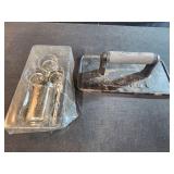 Cuisinart cast iron grill press, Traeger Meat