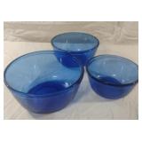 Anchor Hocking cobalt blue mixing bowls. 1 qt, 2