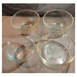 Pyrex glass bowls