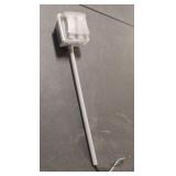 Single-gang extra-duty plastic in-use