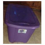 Sterilite 18 gal tote with lid
