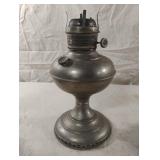 Vintage Aladdin style oil lamp