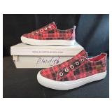 New size 9 womens Blowfish Malibu red plaid shoes