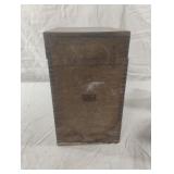 Vintage Weis handmade wood box. Top needs to be