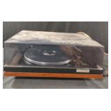 Vintage Realistic LAB-58 turntable. Powers on