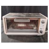 Black & Decker Easy Clean Toast-R-Oven/Broiler.