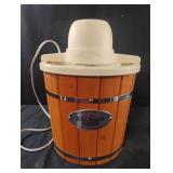Nostalgia Old Fashion Ice Cream Maker. Works