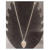 Metal pendant necklace