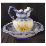 Vintage porcelain daisy oval wash basin and