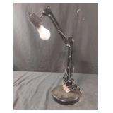 Adjustable metal table lamp. Works. Up to 18'