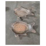 Vintage cast iron fish tray. Set of 2
