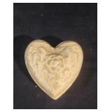 Ceramic heart shape trinket dish with lid