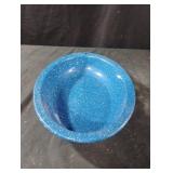 Enamel oval bowl