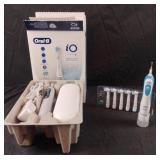 Oral-B electric and battery tooth brushes