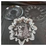 Mikasa "Christmas Story" ruffled glass dish
