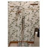Clothes rack 39 1/2 x 70