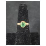 10k Ring with Emerald Green Stone - 4,5g - sz6
