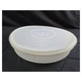 Tupperware pie saver