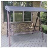 Coleman yard swing 66 x 36 x 36 with topper with