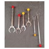 Ice cube tongs
