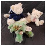 Plush cat dolls