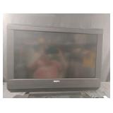 Sanyo 26" tv. Powers on